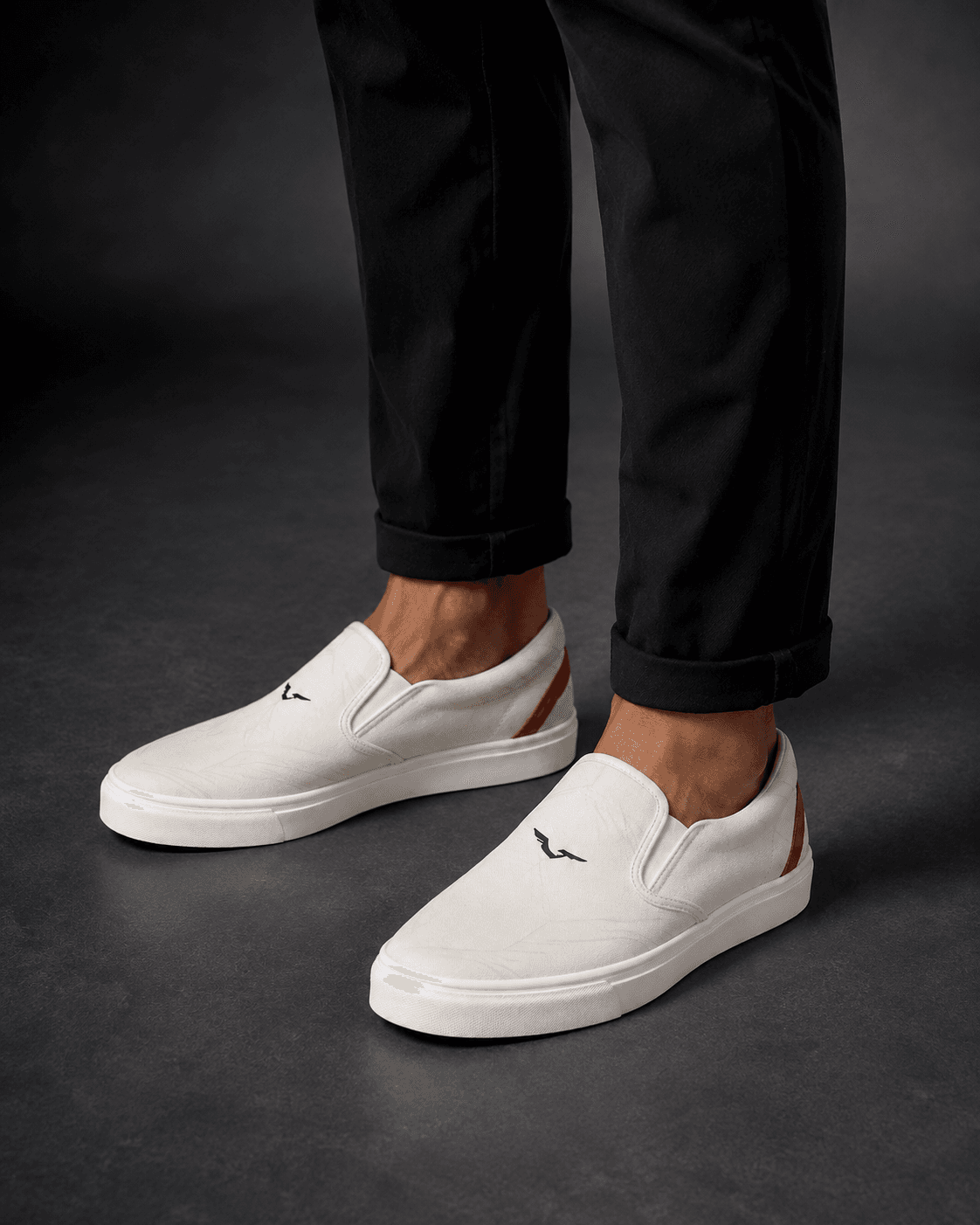 SEGAL - Quiet Slip-Ons, model studio rendering